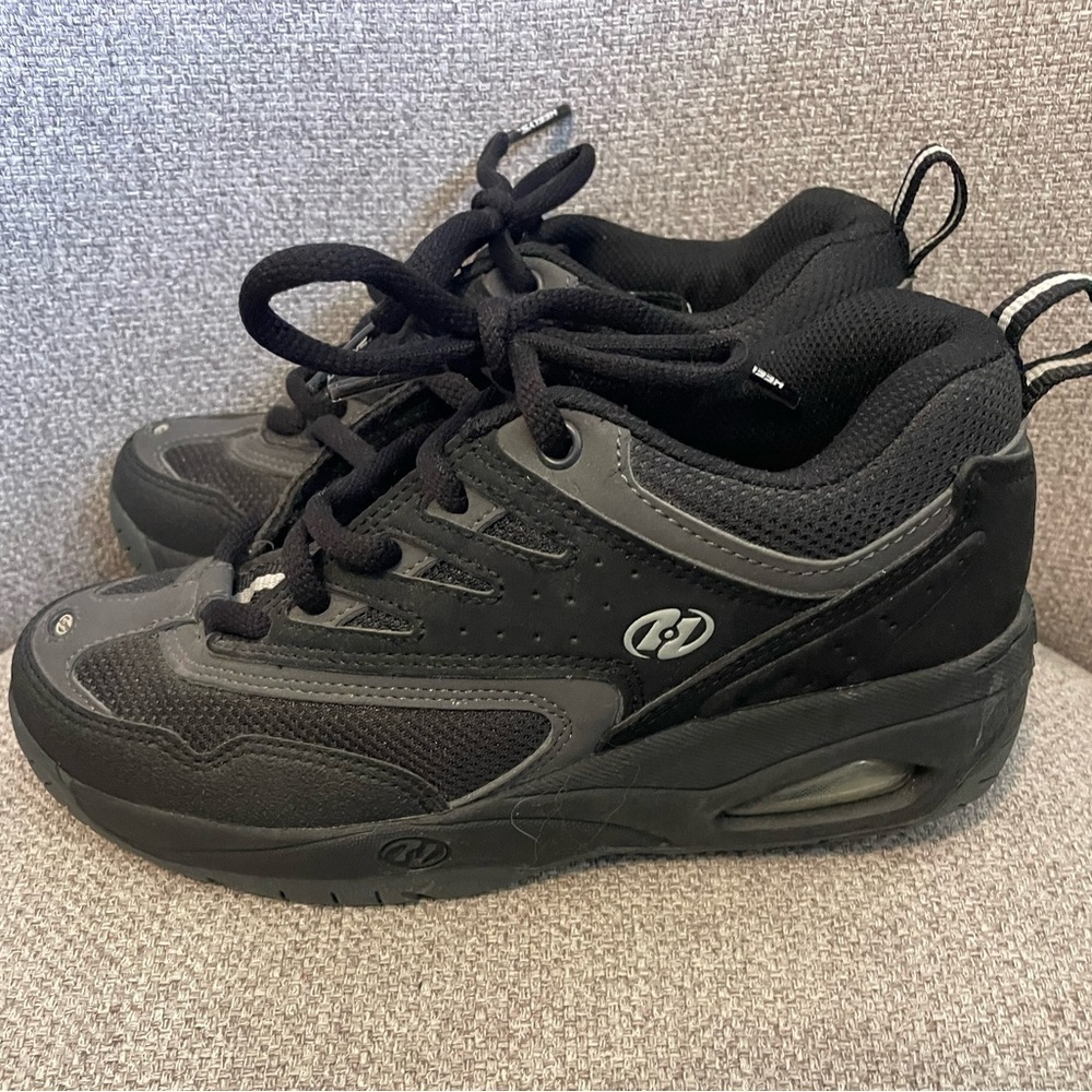 Heelys Ninja Style # 7070 Black/White Sneakers Skate Shoes Youth Size 3